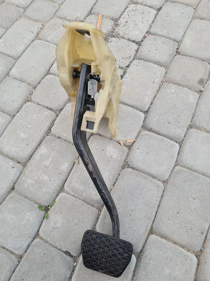 BMW X5 E70 (2006 - 2013)  6791900 Тормозная педаль