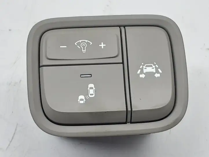 Kia Optima (2015 - 2018)  93700D4110 Другие включатели / ручки/ переключатели