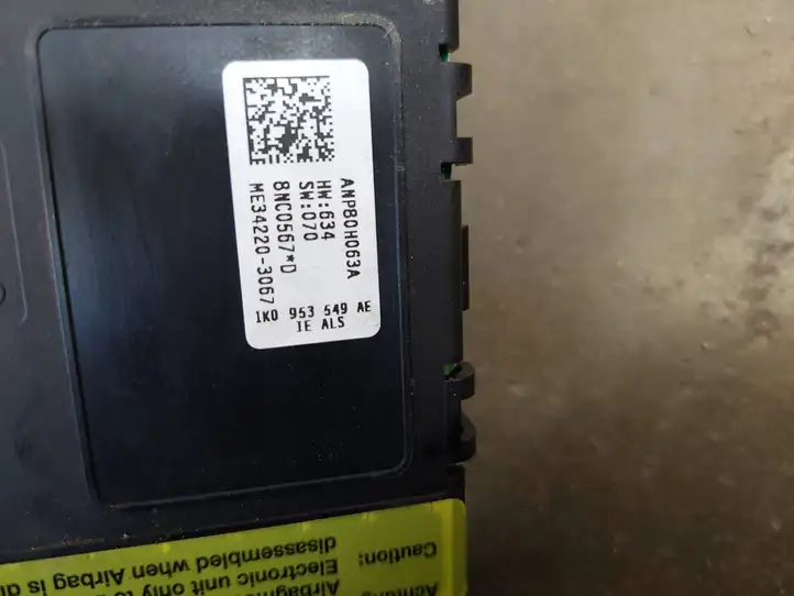 Volkswagen Caddy (2004 - 2010) 1K0953549AE Датчик угла поворота руля — фото 4