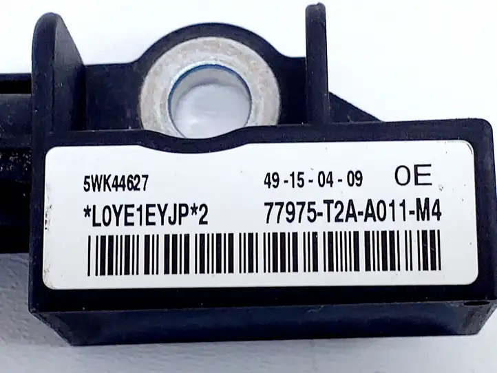 Honda CR-V (2012 - 2016) 77975T2AA011M4 Датчик удара SRS — фото 3