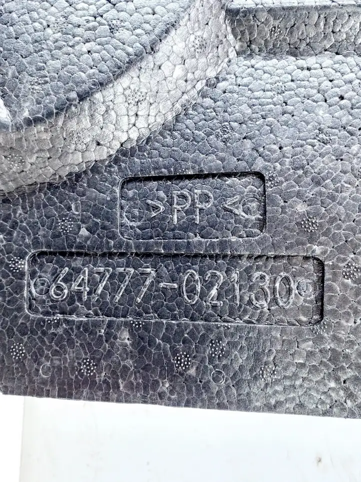 Toyota Auris 150 (2006 - 2012) 6477702130 Автомобильный компрессор — фото 3