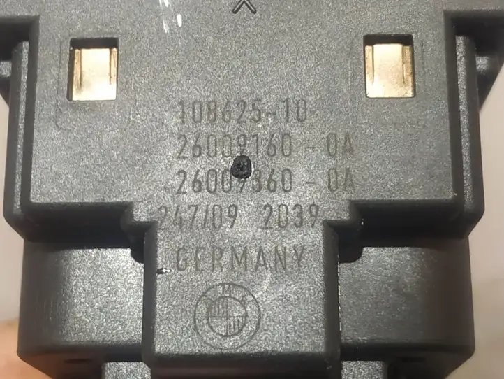 BMW X6 E71 (2008 - 2014)  108625 Замок зажигания