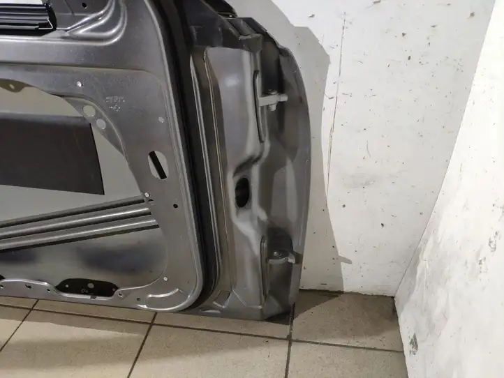 Mercedes-Benz C W204 (2007 - 2014)  A2047220110 Дверь