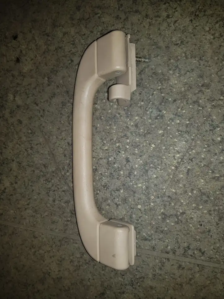 BMW 5 E39 (1996 - 2003)  8227593 Задняя ручка