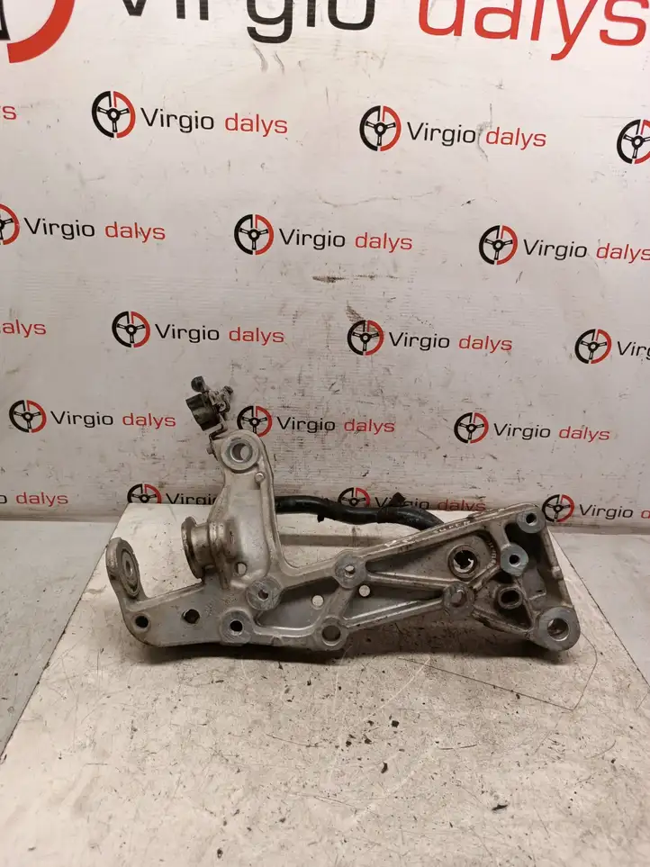 Skoda Superb B6 (3T) (2008 - 2015)  1K0199295F Вилы