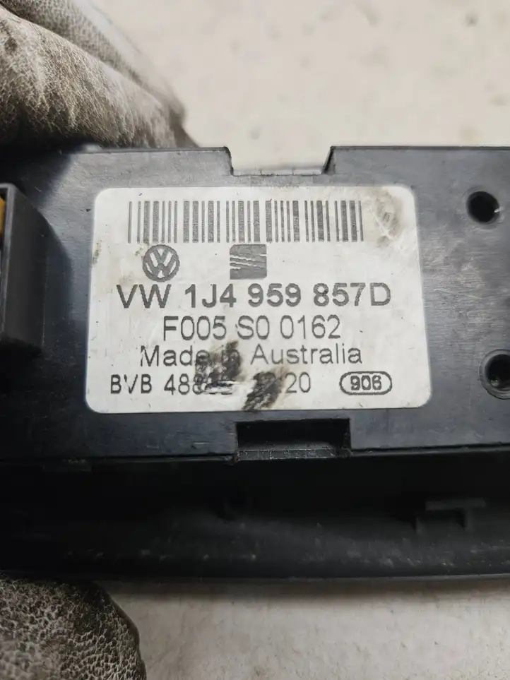 Volkswagen PASSAT B5 (1997 - 2000) 1J4959857D Блок кнопок стеклоподъемников — фото 4