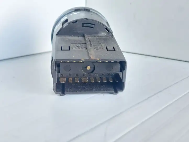 Volkswagen PASSAT B5.5 (2001 - 2005) 1U0941531A Включатель фонарей — фото 2