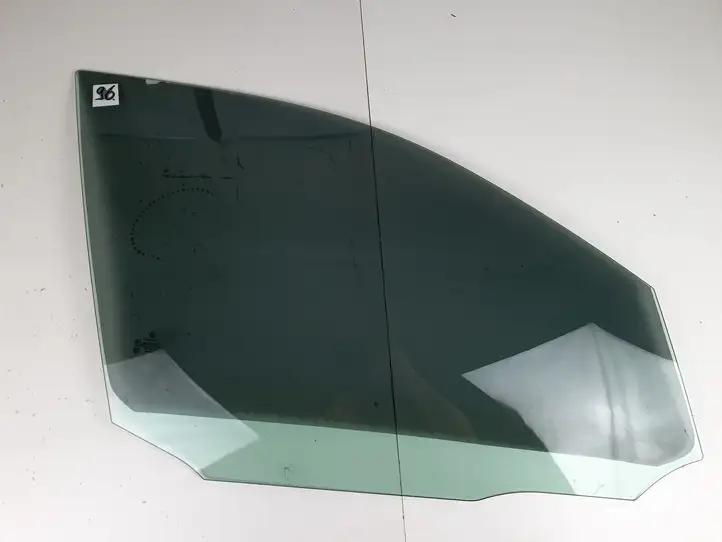 Mercedes-Benz C W204 (2007 - 2014) Стекло передней двери — фото 1