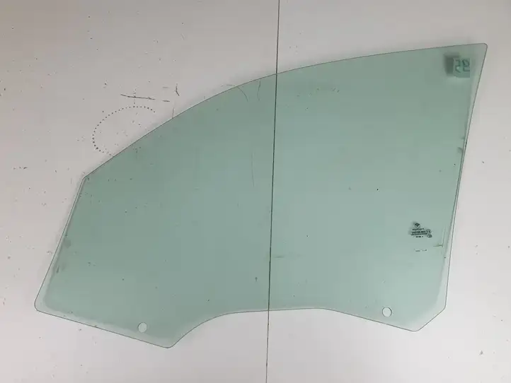 BMW 1 E81 E87 (2004 - 2011)   Основное стекло передних дверей (четырехдверного автомобиля)