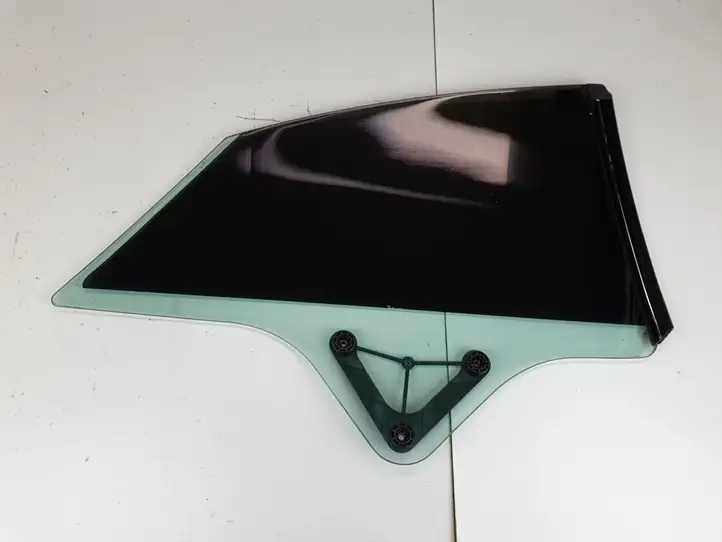 Mercedes-Benz E C207 W207 (2009 - 2017)   Заднее боковое стекло кузова