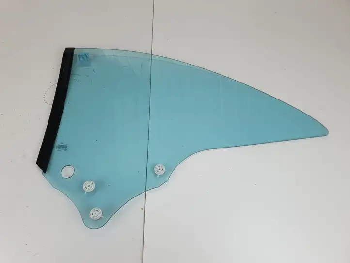 Mercedes-Benz CLK A209,C209 (2002 - 2009)   Заднее боковое стекло кузова