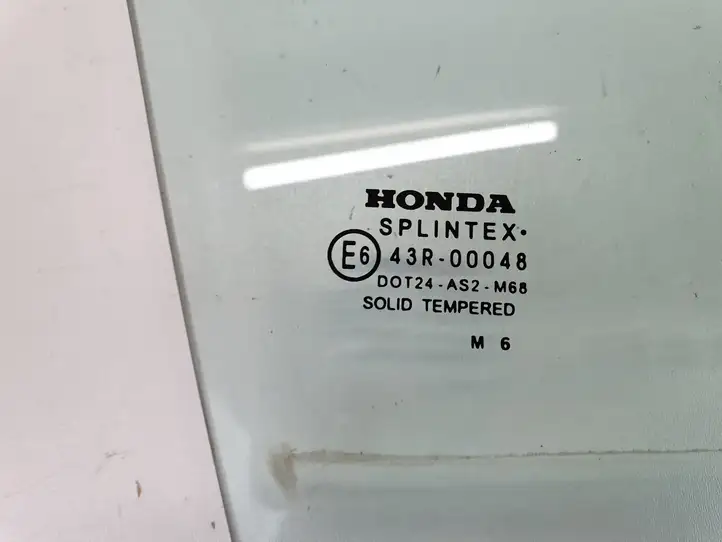 Honda Civic (2006 - 2011) Стекло задней двери — фото 4