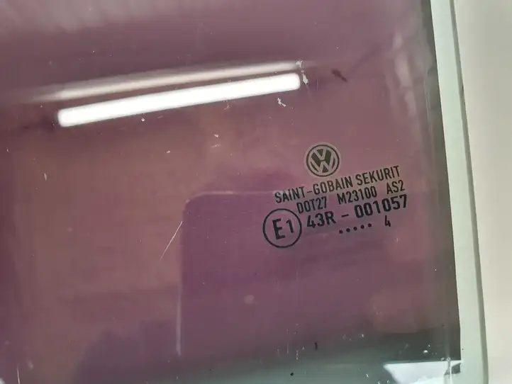 Volkswagen Golf V (2003 - 2009)   Основное стекло задних дверей