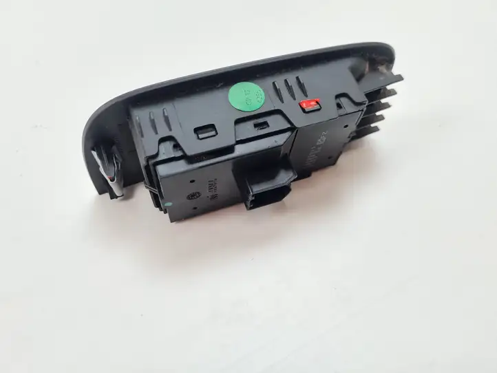 Opel Zafira B (2008 - 2014) 13305011 Блок кнопок стеклоподъемников — фото 5