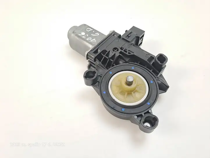 Volkswagen Amarok (2010 - ) 6R0959812D Стеклоподъемник задней двери — фото 5