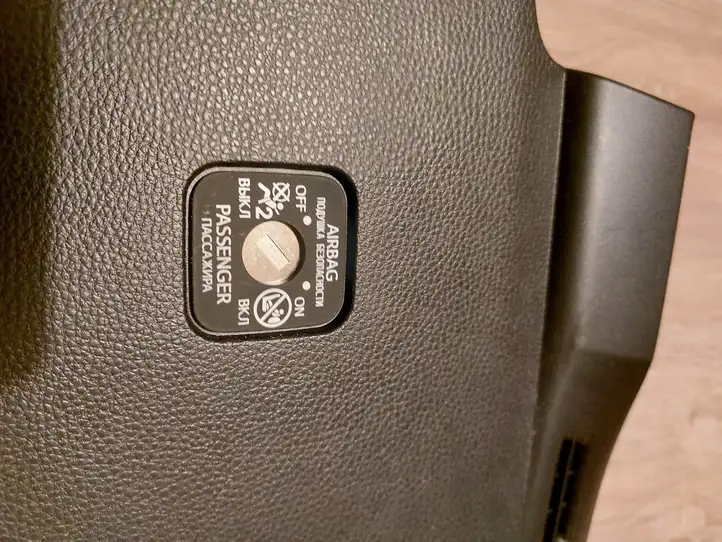 Toyota Corolla E210 E21 (2018 - ) 5531802330 Боковая отделка панели приборов — фото 2
