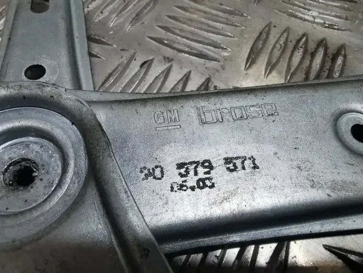 Opel Zafira B (2003 - 2006) 90579372 Направляющая стекла передней двери — фото 2