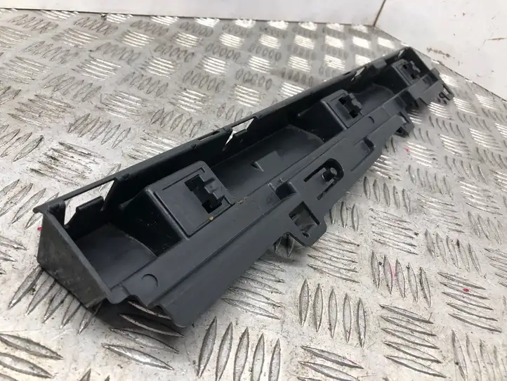 BMW 3 F30 F35 F31 (2012 - 2018) 51777256915 Усилитель порога — фото 3