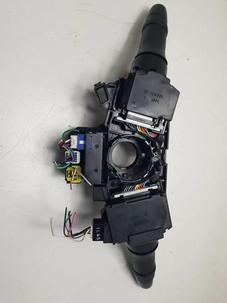 Mitsubishi Outlander (2012 - 2014)  8617A013 Комплект ручек