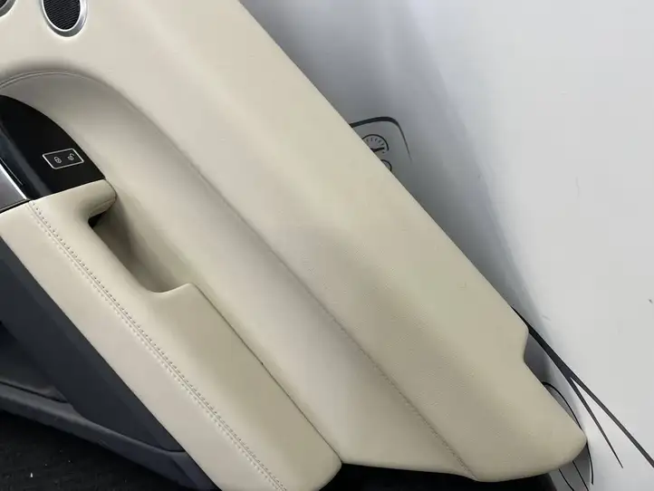 Land Rover Range Rover Sport L461 (2017 - ) DK6227502 Обшивка задней двери — фото 20