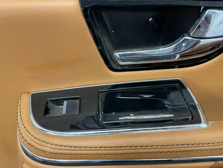 Jaguar XJ X351 (2009 - 2019) AW93F274A30 Обшивка задней двери — фото 16