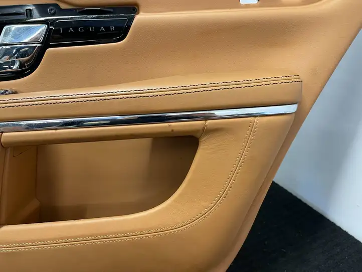 Jaguar XJ X351 (2009 - 2019) AW93F274A30 Обшивка задней двери — фото 18