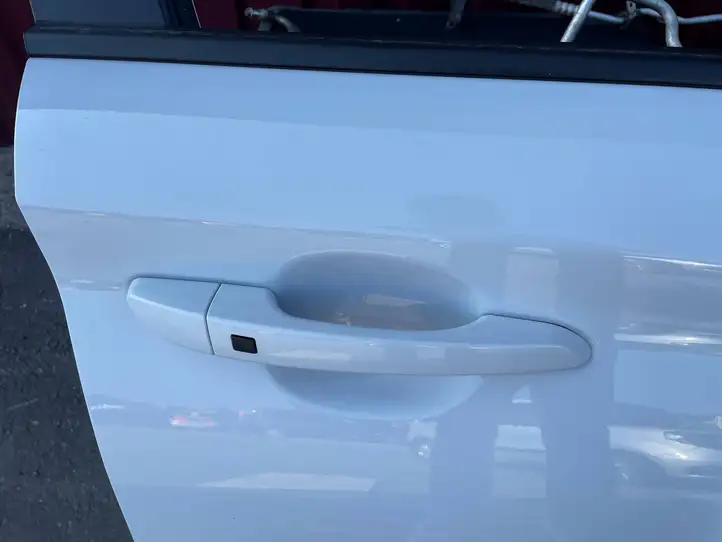 Hyundai Kona I (2017 - 2022) Дверь — фото 6