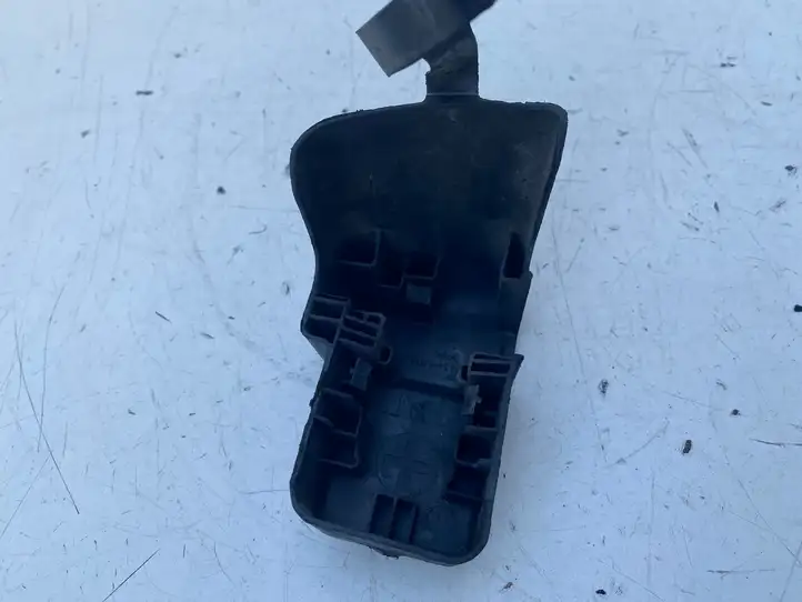 Toyota Avensis T250 (2006 - 2009) 7134340230 Плюсовой провод аккумулятора — фото 4