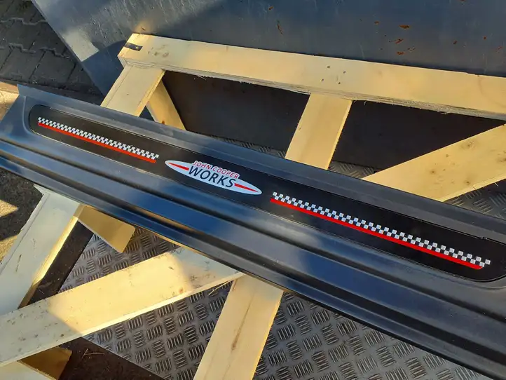 Mini One Cooper F56 F55 (2012 - 2022)  51777300817 Порог