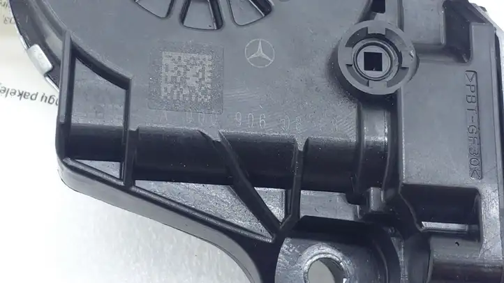 Mercedes-Benz GLE W167 (2019 - ) A0009060808 Стеклоподъемник задней двери — фото 2