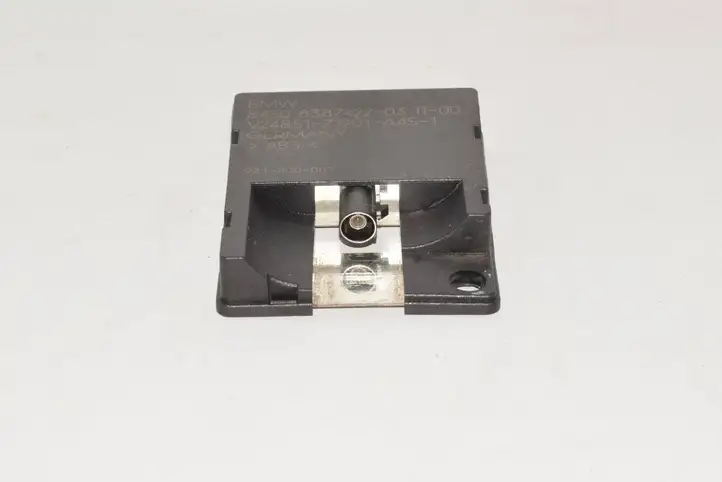 BMW X5 E53 (1999 - 2006)  8387422 Усилитель антенны