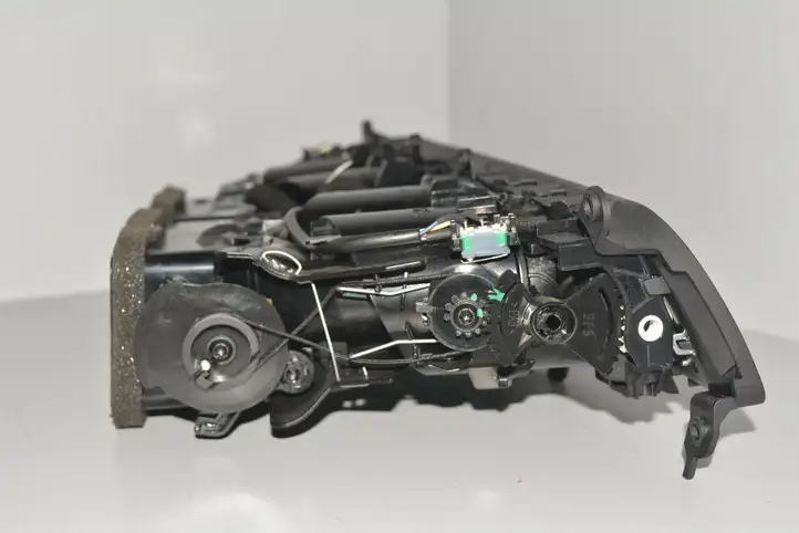 BMW 7 F01 (2008 - 2016) 9115861 Воздушная решетка панели — фото 4