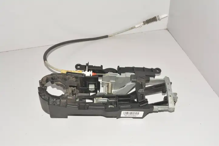 BMW 7 F01 (2008 - 2016) 7175731 Крепление наружной ручки передней двери — фото 1