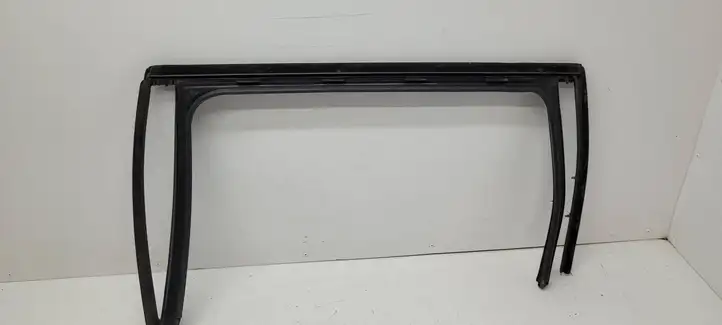 Volkswagen PASSAT B7 (2011 - 2014) 3C9839432C Рамка дверного стекла задней двери — фото 4