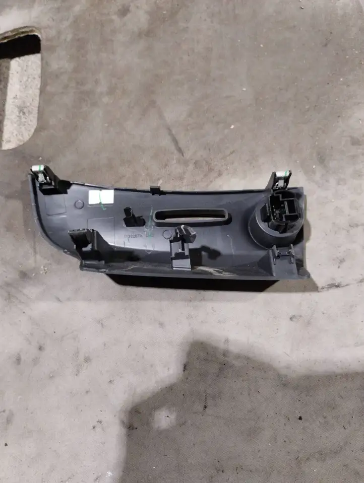 Renault Clio IV (2012 - 2019) 285j02624R Включатель зажигания и стартера — фото 2