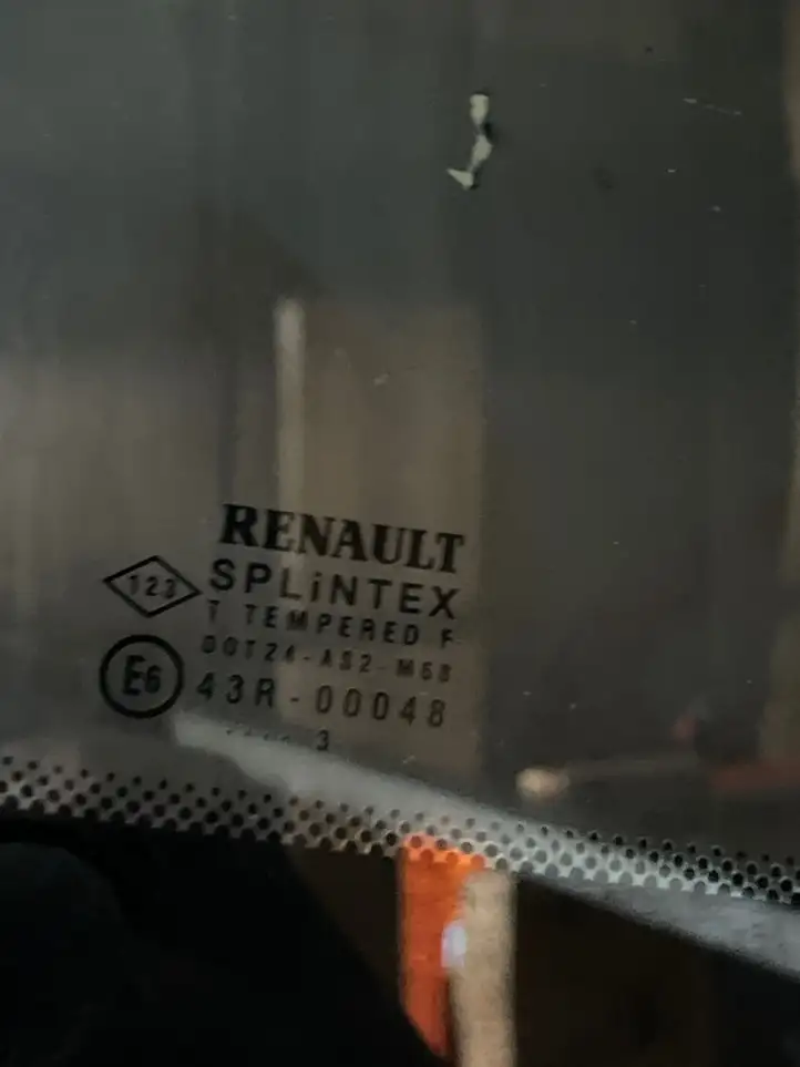 Renault Clio II (2001 - 2005) Заднее боковое стекло — фото 2