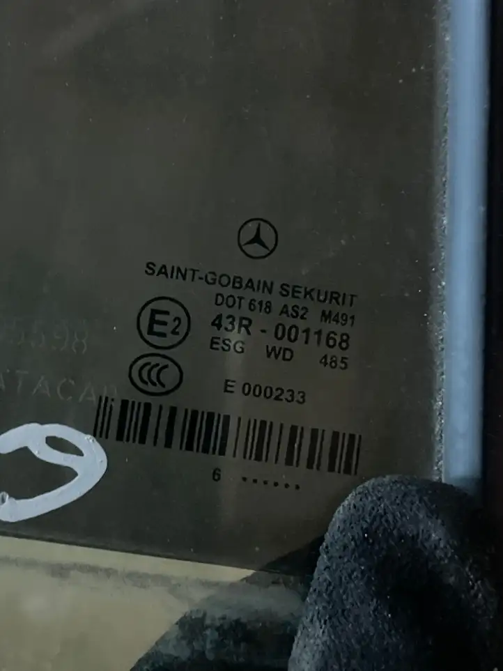 Mercedes-Benz CLS C218,X218 (2011 - 2017) Заднее боковое стекло — фото 2
