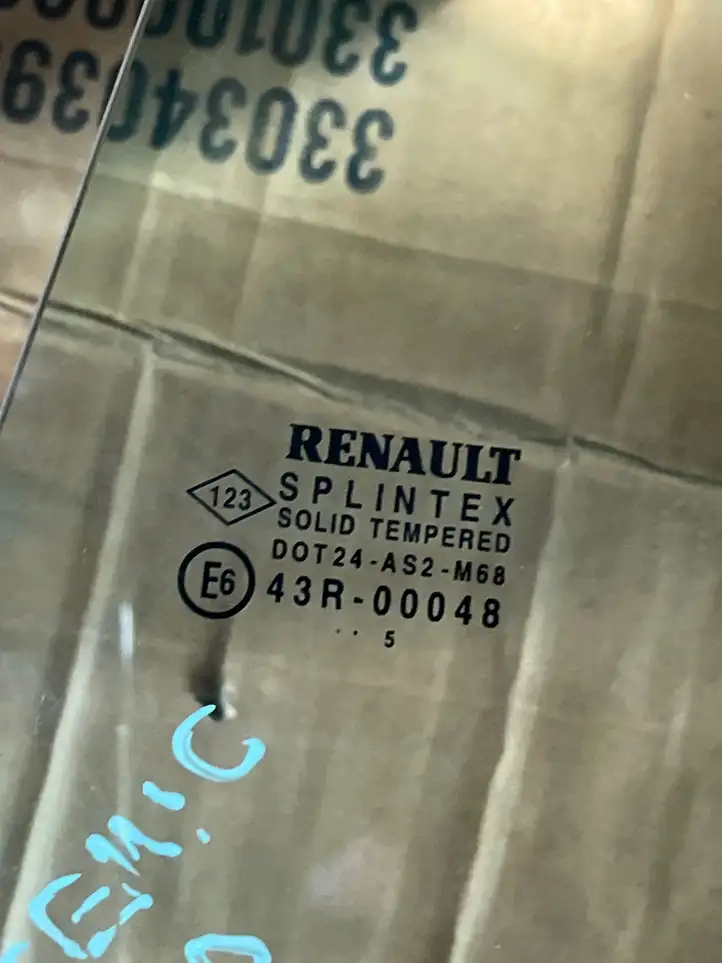 Renault Scenic II - Grand scenic II (2003 - 2006) Стекло задней двери — фото 2