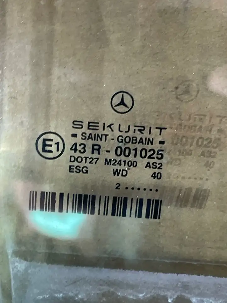 Mercedes-Benz E W211 (2002 - 2009) Стекло задней двери — фото 2