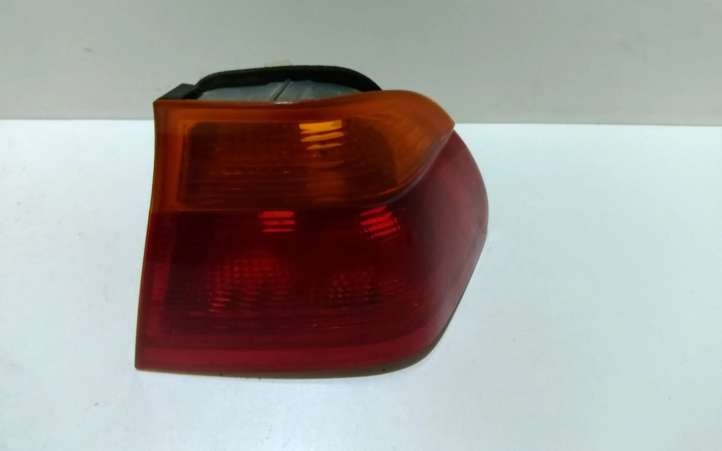 BMW 3 E46 (1998 - 2005)  83649222A01572 Задний фонарь в кузове
