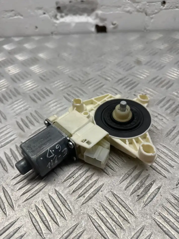 Mercedes-Benz E W212 (2009 - 2016)  A2048200642 Механизм подъема окон задней двери