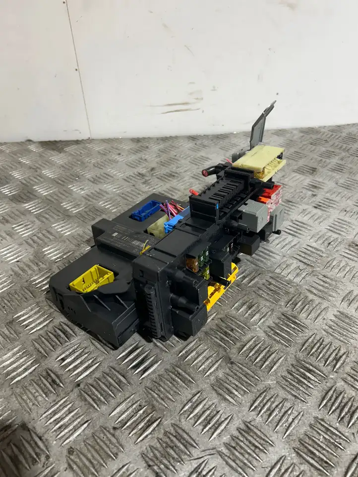 Mercedes-Benz C W204 (2007 - 2014) 2045458801 Модуль комфорта — фото 1