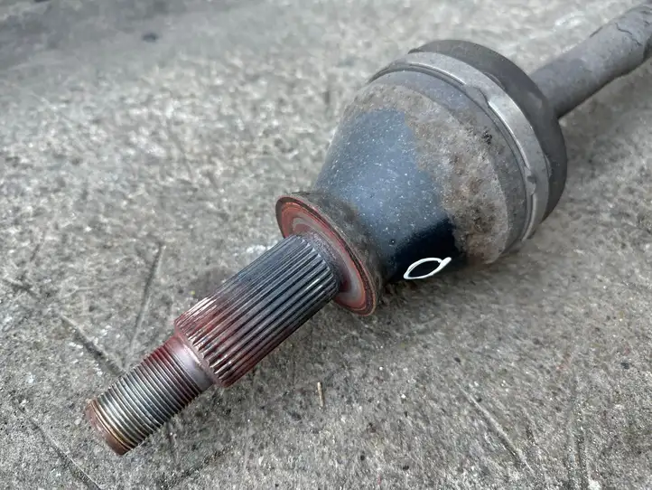 Maserati Ghibli (2017 - )  06700352630 Задняя полуось