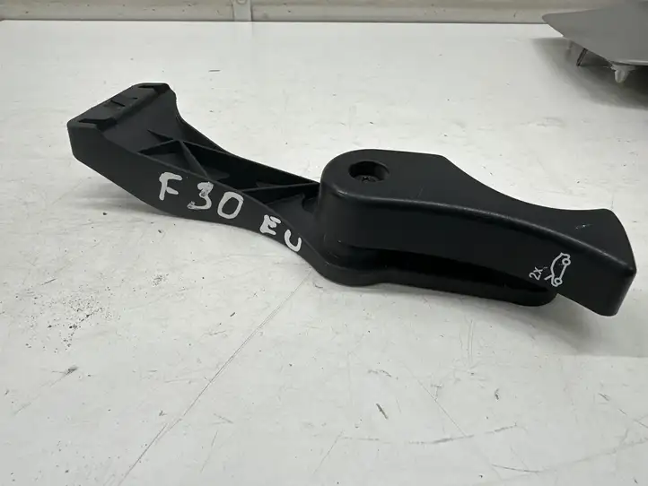 BMW 3 F30 F35 F31 (2012 - 2018) 7326365 Ручка открытия капота — фото 2