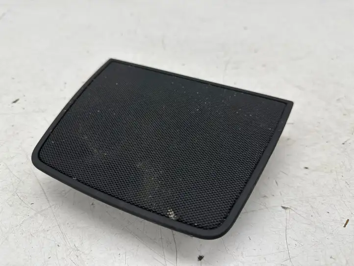 Maserati Ghibli (2017 - )  670001677 Отделка центрального динамика