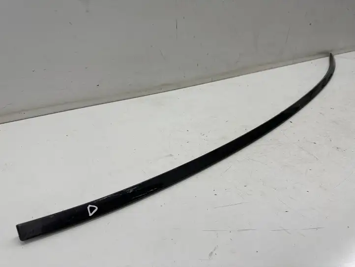 Maserati Ghibli (2017 - )  06700168960 Отделочная полоса крыши 
