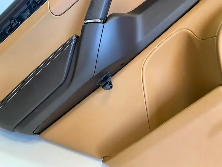 Porsche Cayenne (92A) (2011 - 2017) Обшивка задней двери — фото 2