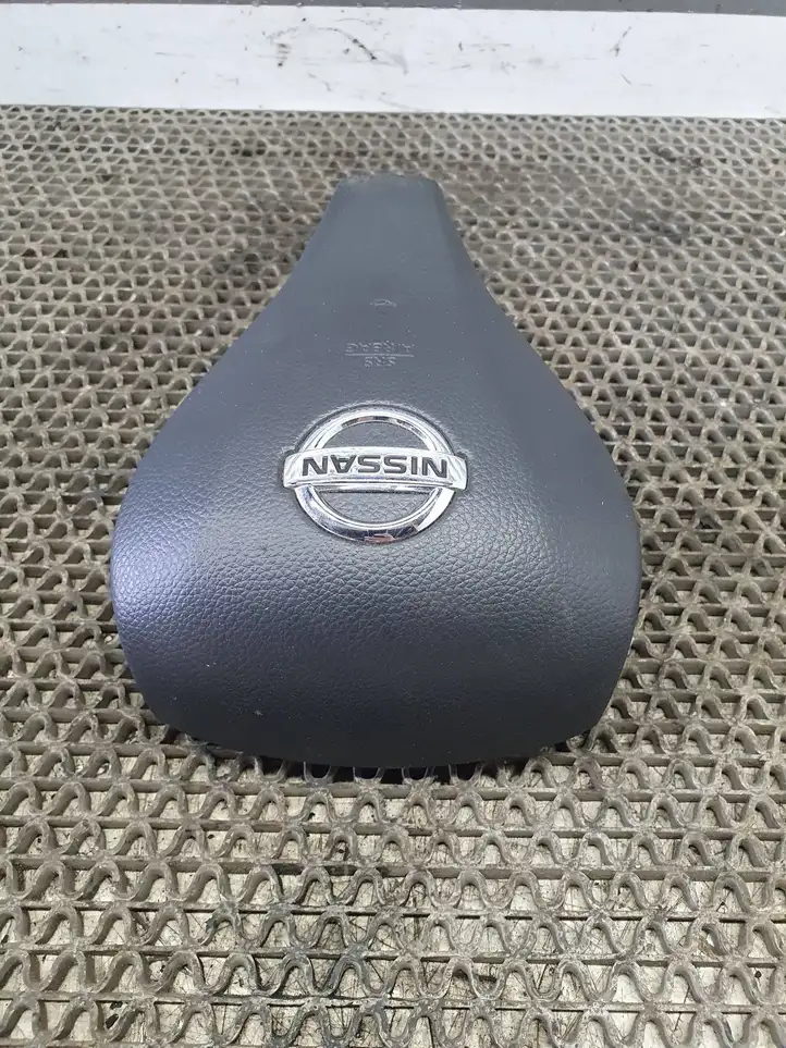 Nissan Qashqai (2013 - 2017) 985104EA1A Подушка безопасности руля — фото 6
