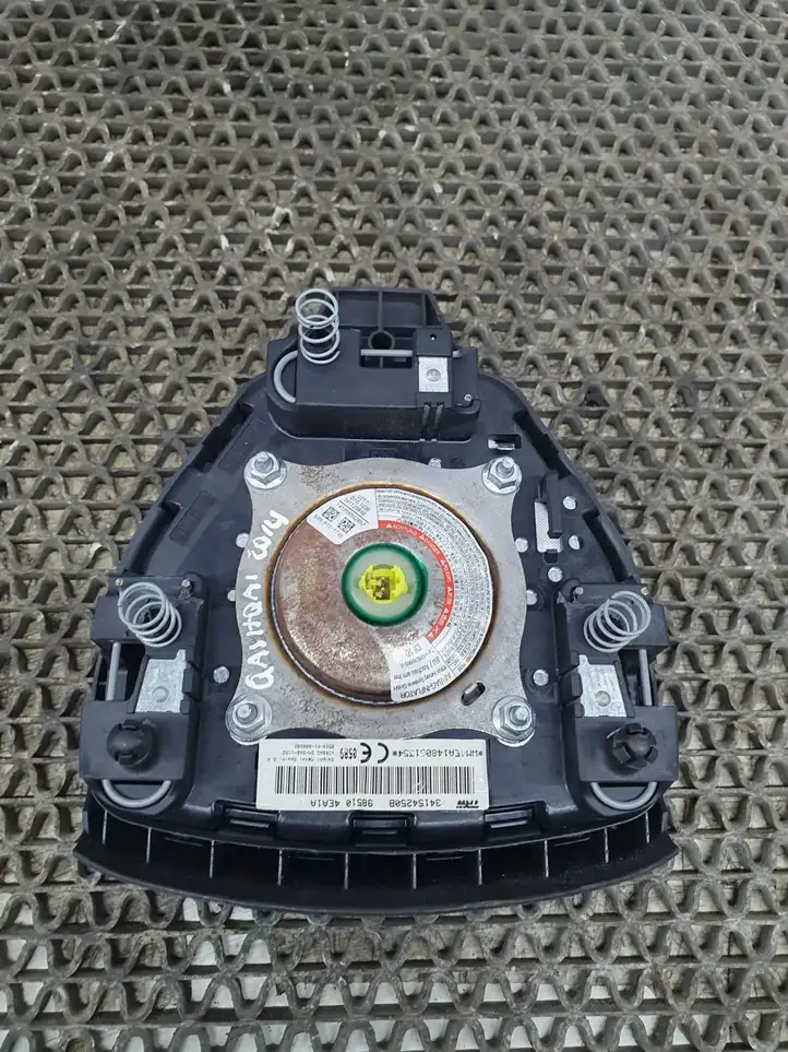 Nissan Qashqai (2013 - 2017) 985104EA1A Подушка безопасности руля — фото 9