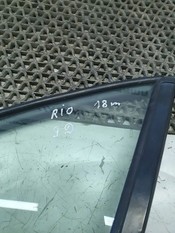 Kia Rio (2015 - 2017) DOT748AS2M32 Уплотнитель стекла задней двери — фото 5